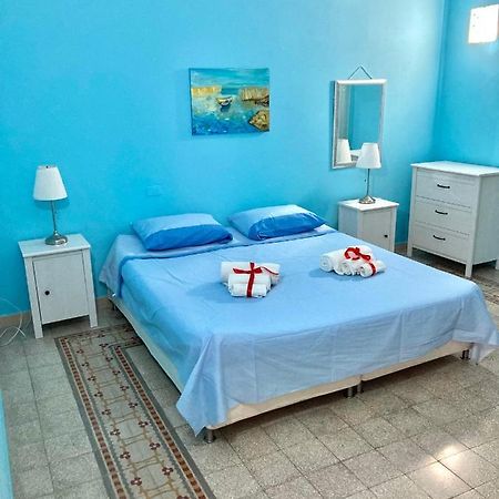 La Casa Del Sole Hotel Palermo Bagian luar foto